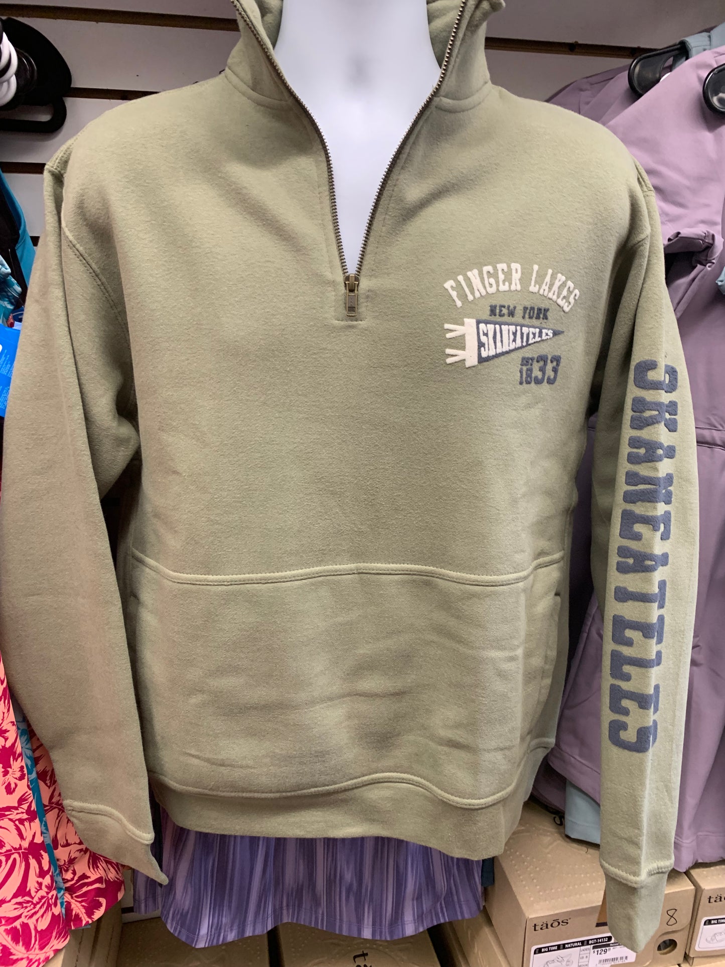 Finger Lakes 1/4 Zip