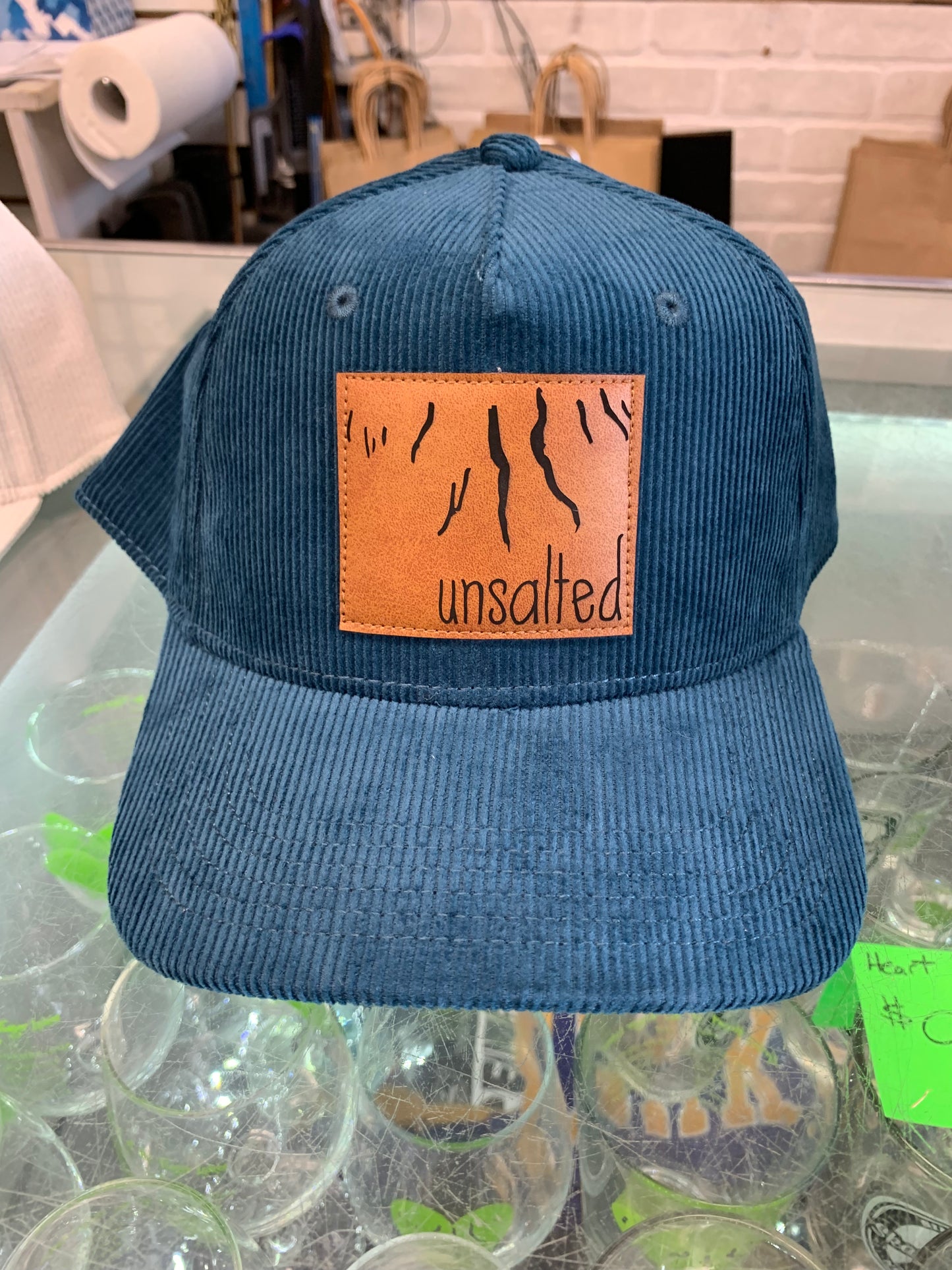 Unsalted corduroy SnapBack hat